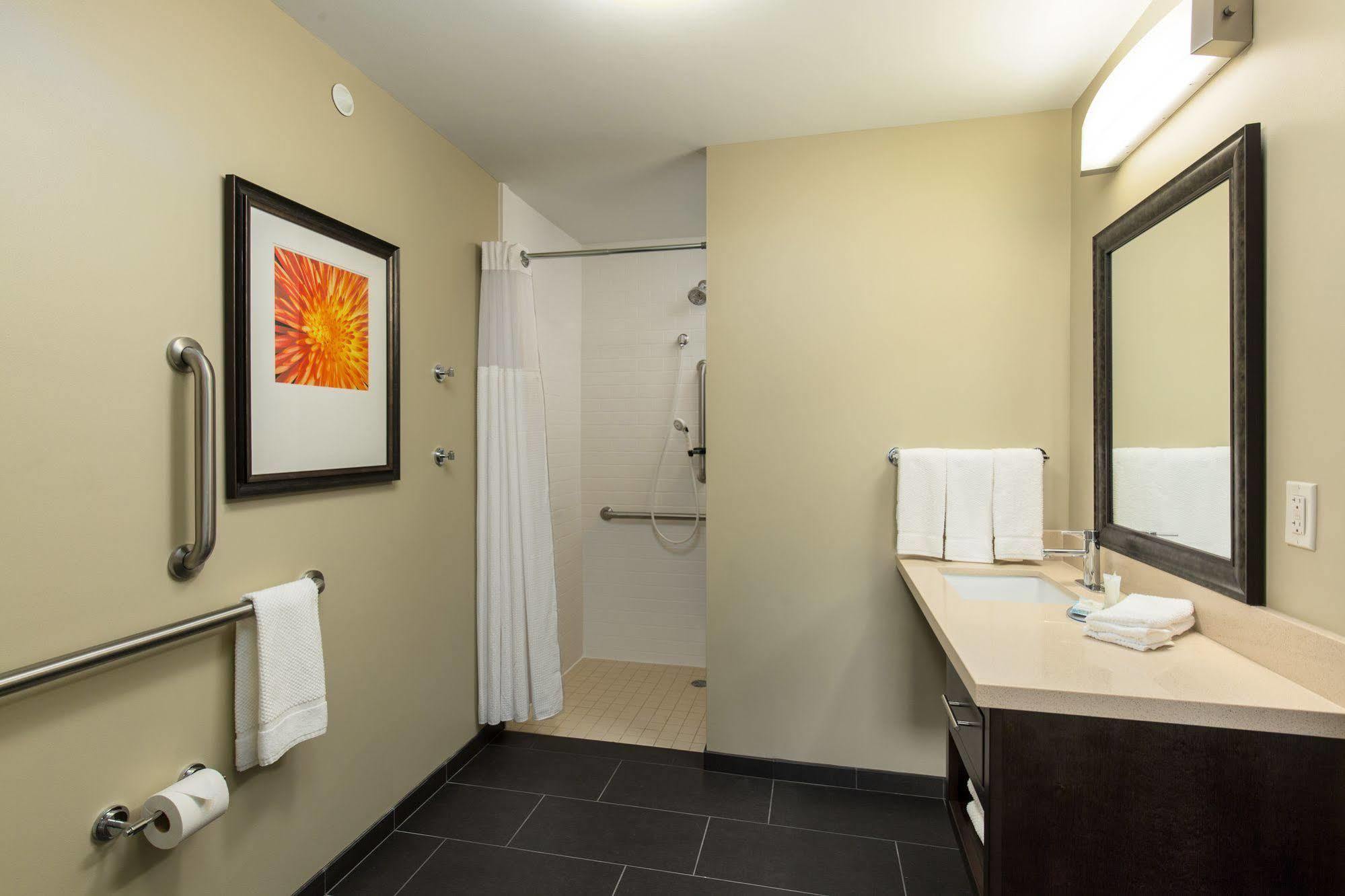 Staybridge Suites - Columbus Polaris By Ihg Flint Экстерьер фото
